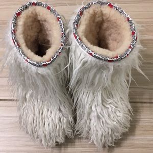 Girls Furry Ugg Boots